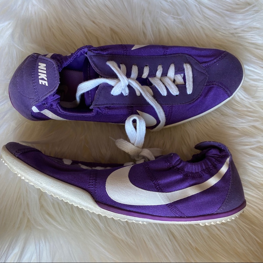 Nike purple sneakers